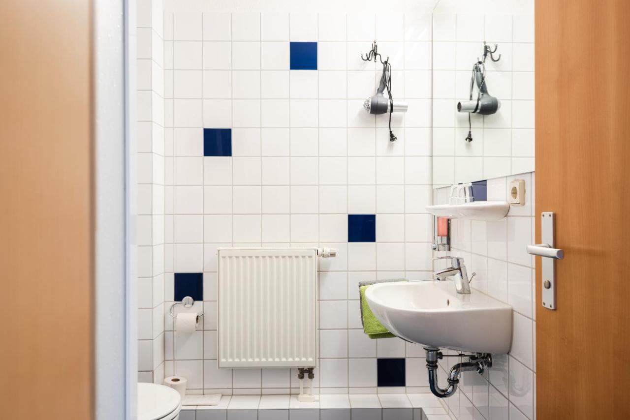 Basiskulturfabrik Oeko-Hotel Neustrelitz Luaran gambar